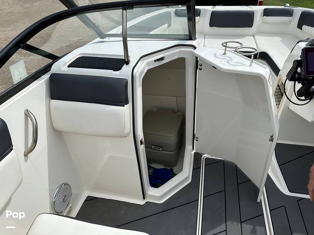 Slide: The Image of Bayliner DX2200 2020 - 14083119