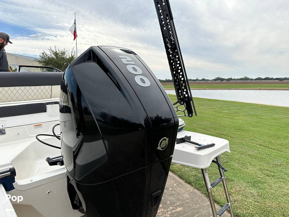Slide: The Image of Bayliner DX2200 2020 - 14083146