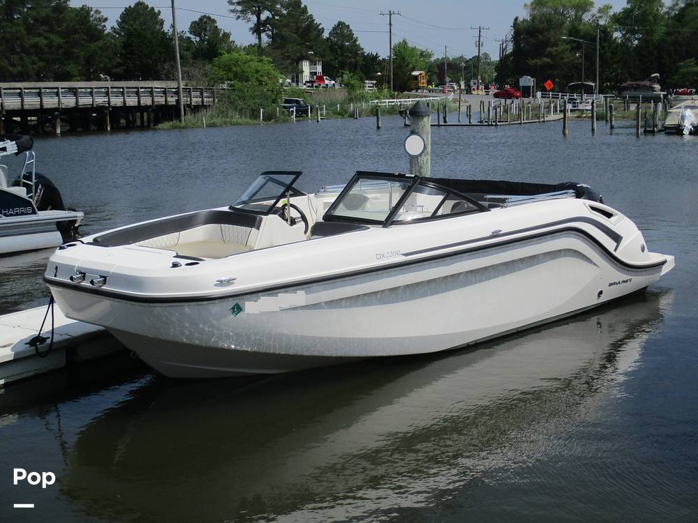 Slide: The Image of Bayliner DX 2200 2021 - 14301188