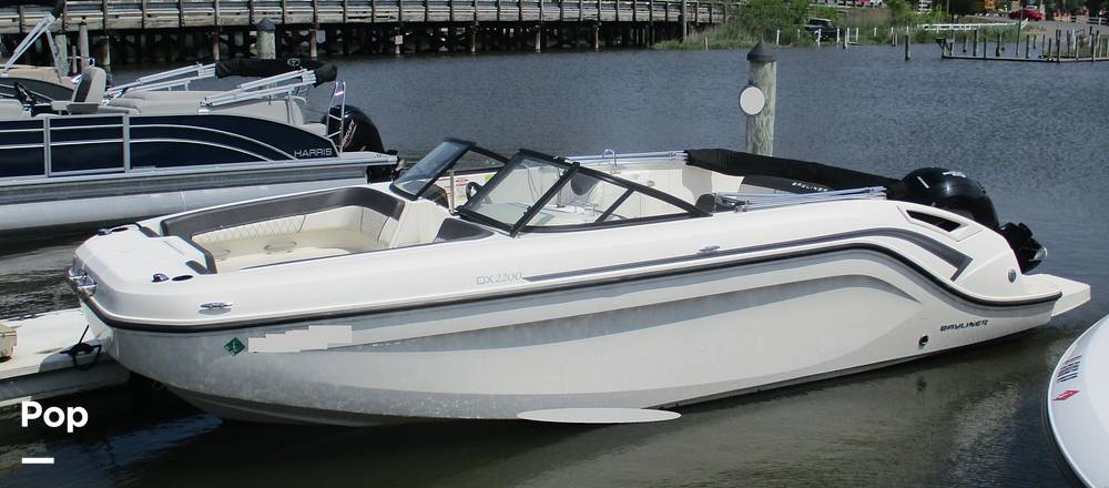 Slide: The Image of Bayliner DX 2200 2021 - 14301189