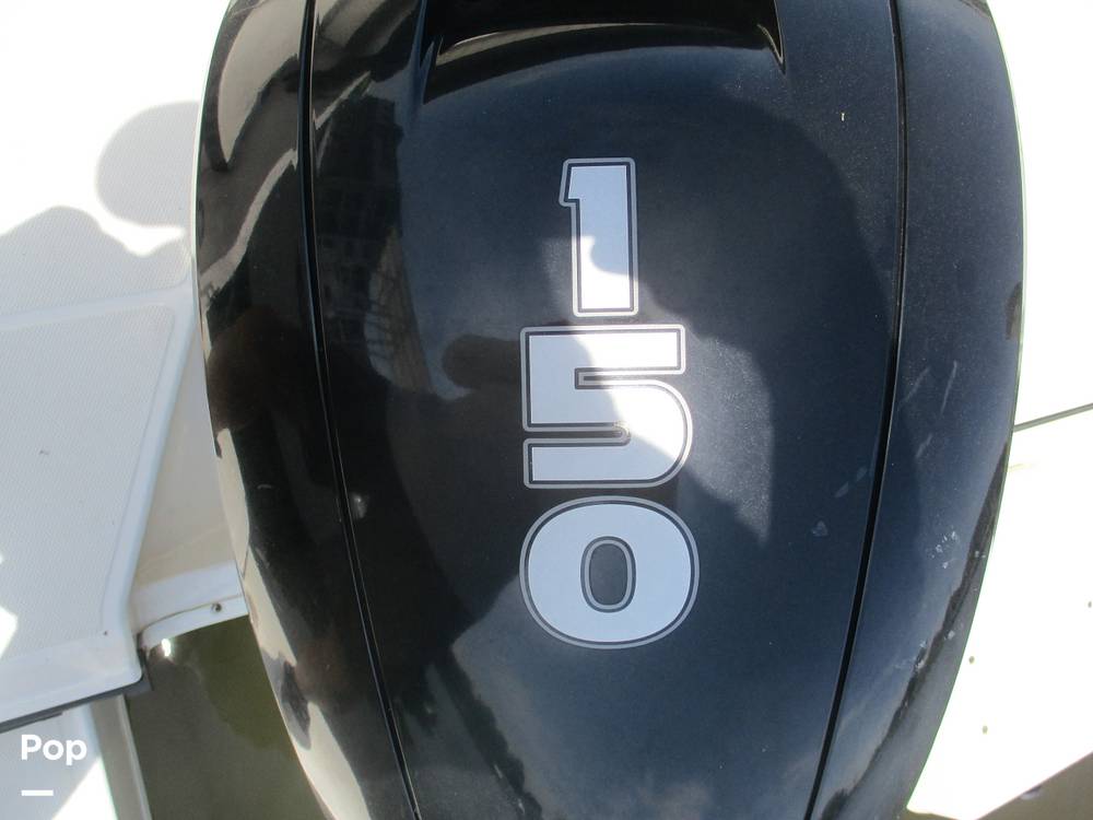 Slide: The Image of Bayliner DX 2200 2021 - 14301201