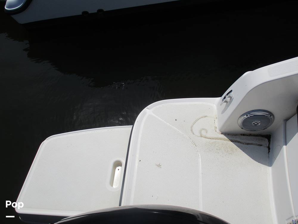 Slide: The Image of Bayliner DX 2200 2021 - 14301203