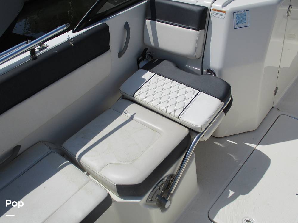 Slide: The Image of Bayliner DX 2200 2021 - 14301211