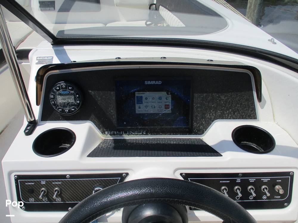 Slide: The Image of Bayliner DX 2200 2021 - 14301216
