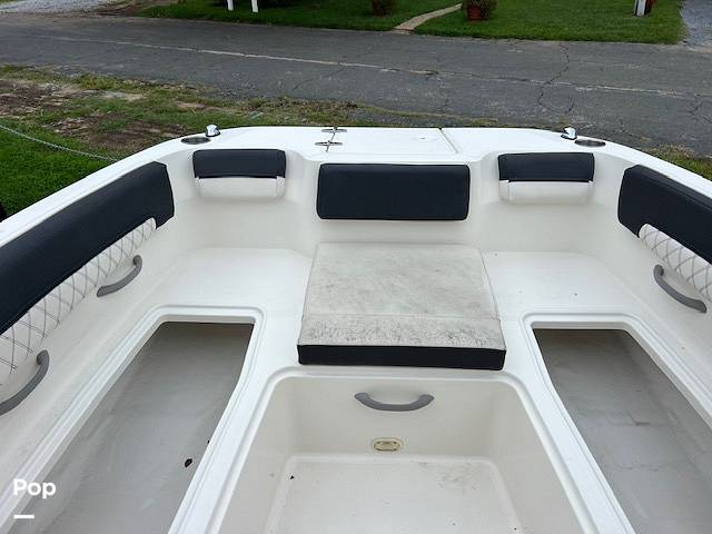 Slide: The Image of Bayliner DX2200 2021 - 14658898
