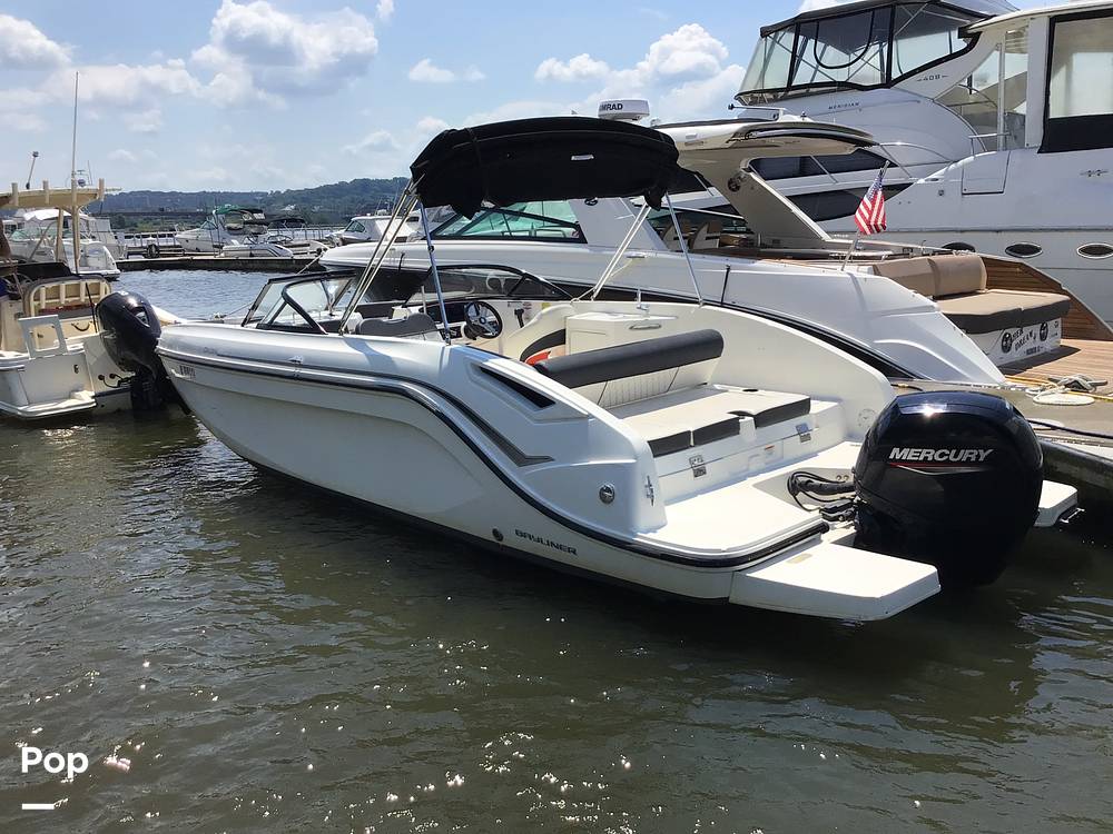 Slide: The Image of Bayliner DX 2200 2022 - 14333933