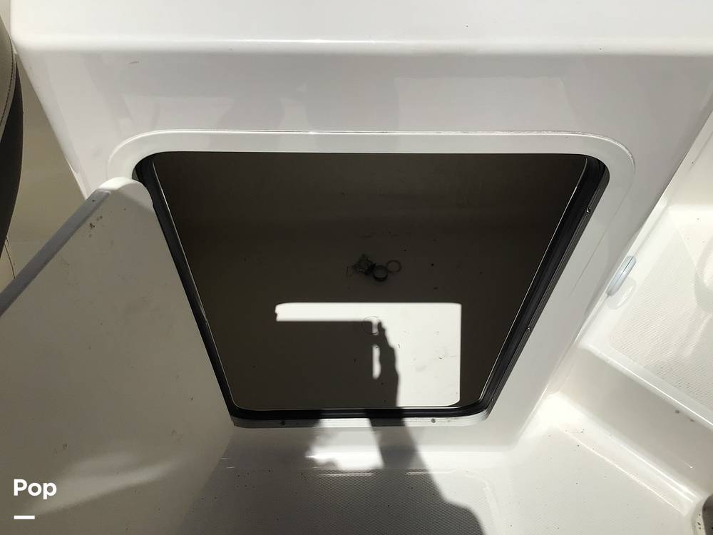 Slide: The Image of Bayliner DX 2200 2022 - 14321153