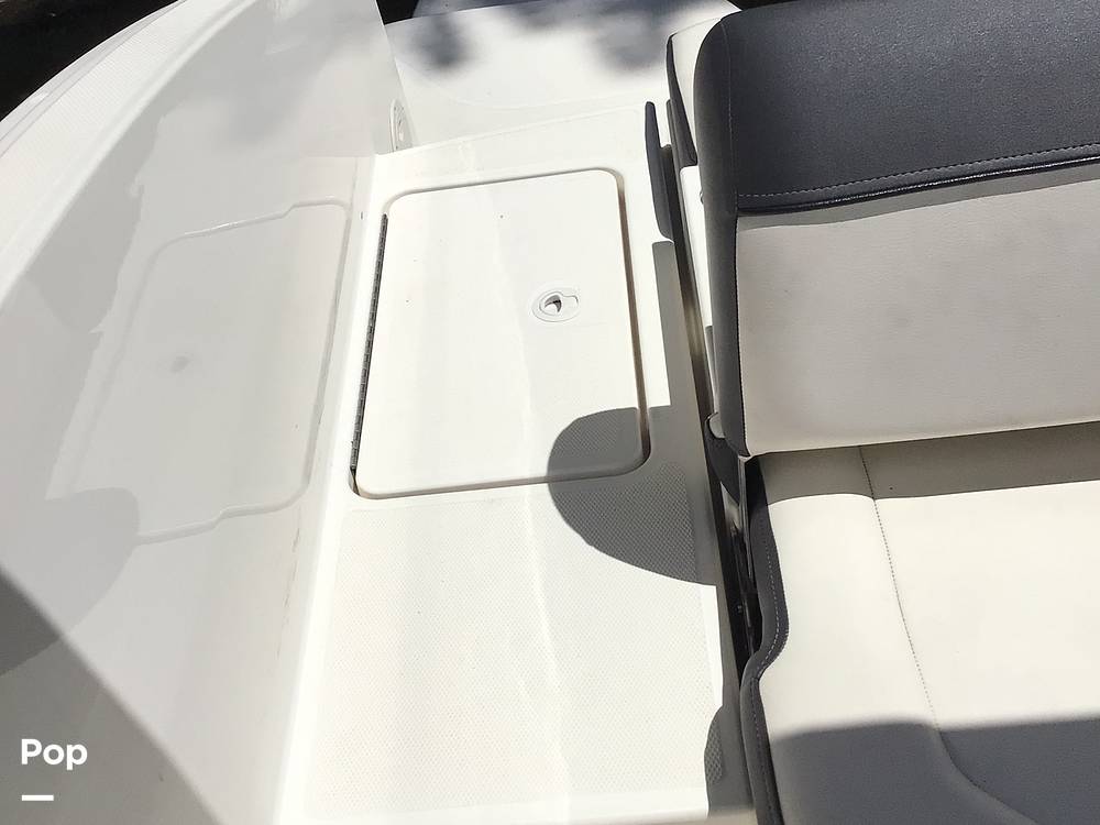 Slide: The Image of Bayliner DX 2200 2022 - 14321154