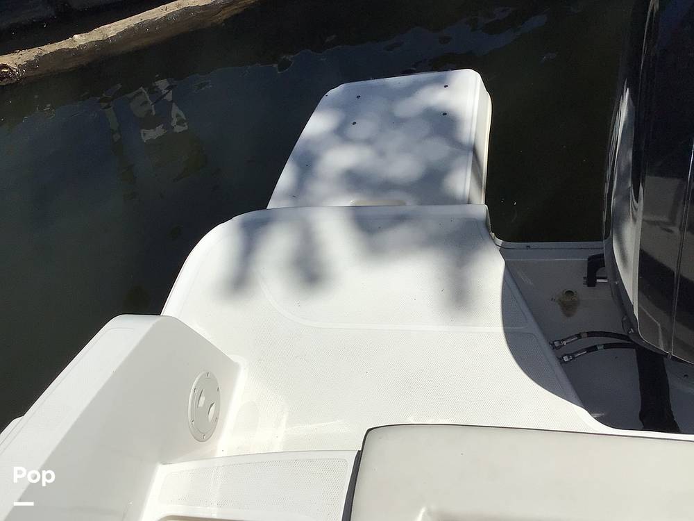 Slide: The Image of Bayliner DX 2200 2022 - 14321158