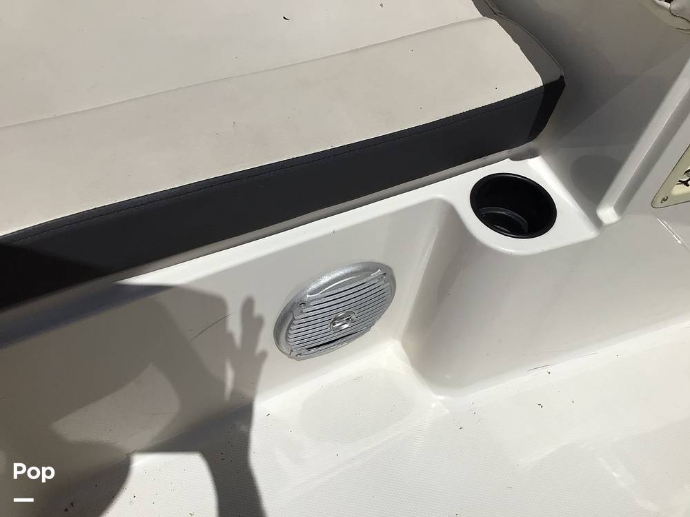 Slide: The Image of Bayliner DX 2200 2022 - 14321167