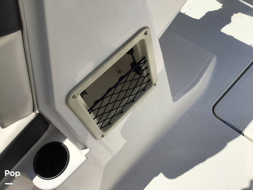 Slide: The Image of Bayliner DX 2200 2022 - 14333964