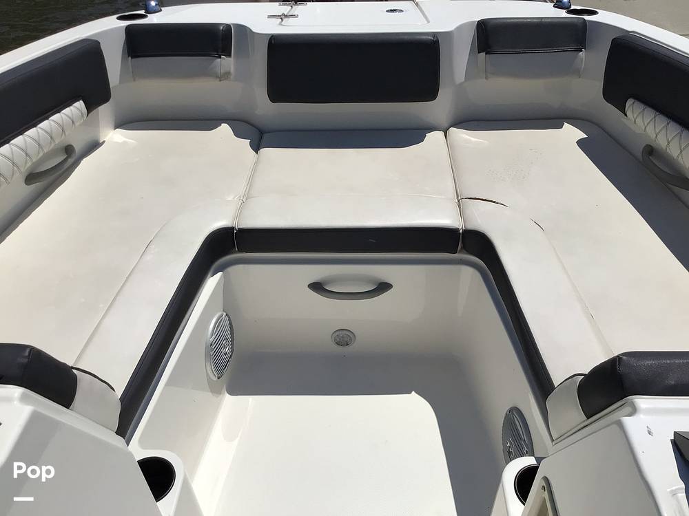 Slide: The Image of Bayliner DX 2200 2022 - 14334016