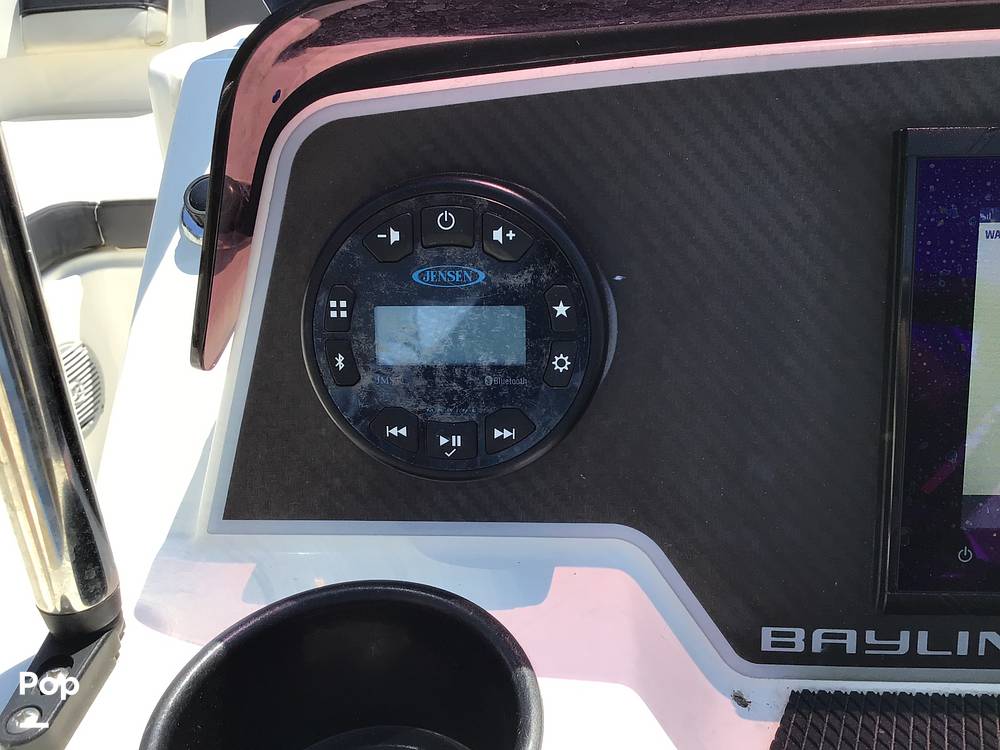 Slide: The Image of Bayliner DX 2200 2022 - 14334020