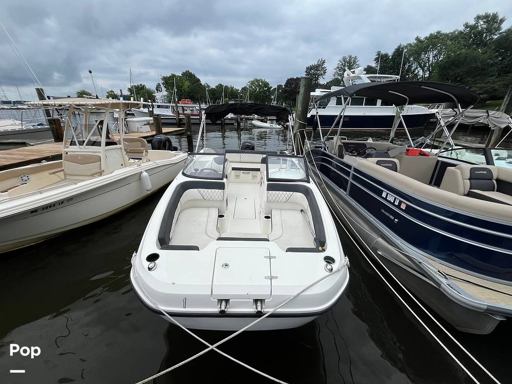Slide: The Image of Bayliner DX 2200 2022 - 15664243