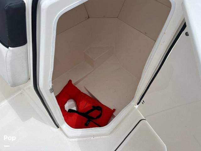 Slide: The Image of Bayliner DX 2200 2022 - 14327570