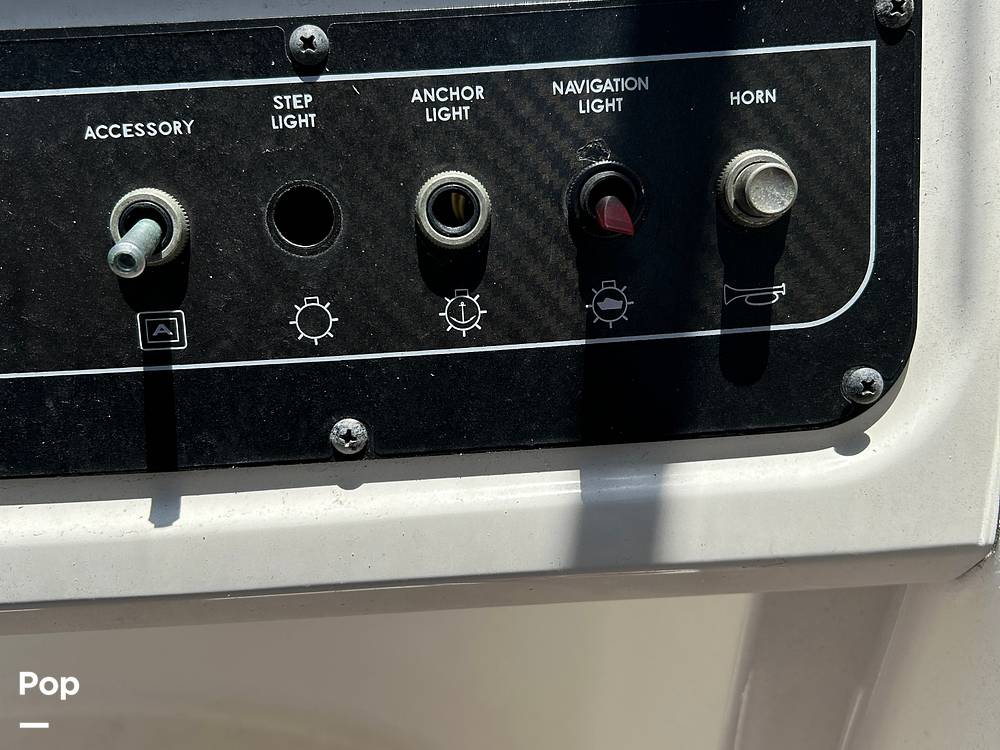 Slide: The Image of Bayliner DX 2200 2022 - 14271437
