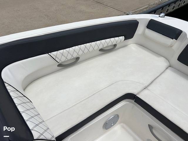 Slide: The Image of Bayliner DX 2200 2022 - 14327572