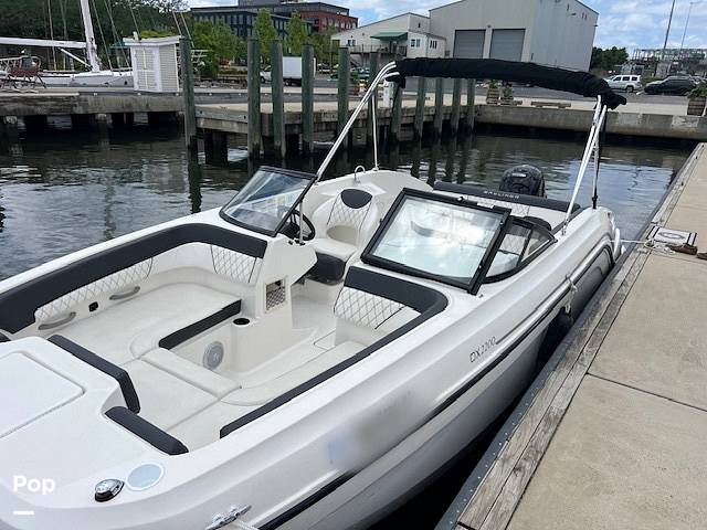 Slide: The Image of Bayliner DX 2200 2022 - 14327550