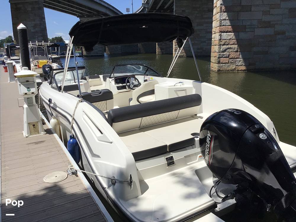 Slide: The Image of Bayliner DX 2200 2022 - 14321169