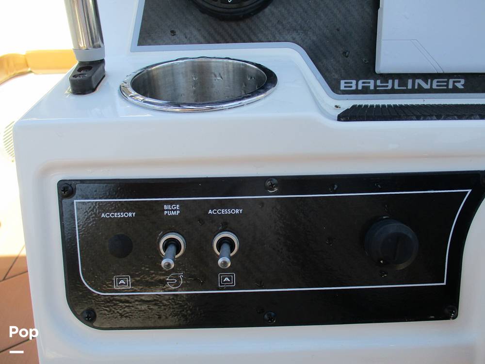 Slide: The Image of Bayliner DX2200 2022 - 14567959