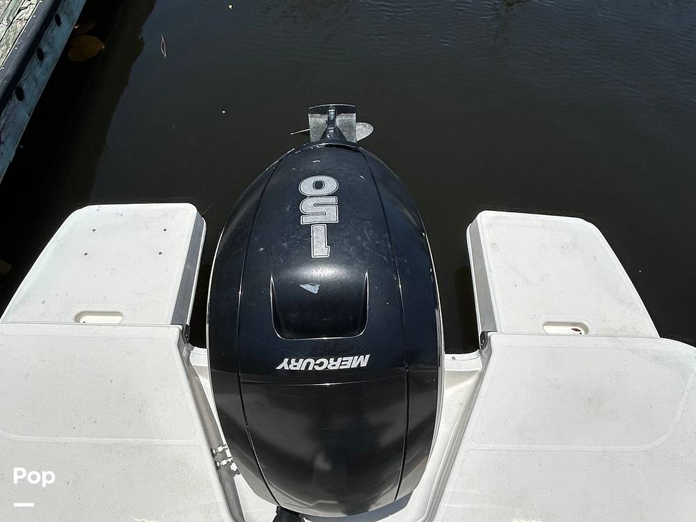 Slide: The Image of Bayliner DX 2200 2022 - 14271867