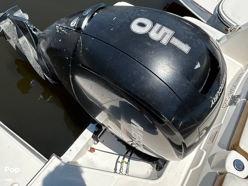 Slide: The Image of Bayliner DX 2200 2022 - 14272078