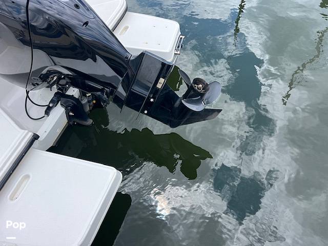 Slide: The Image of Bayliner DX 2200 2022 - 14327553