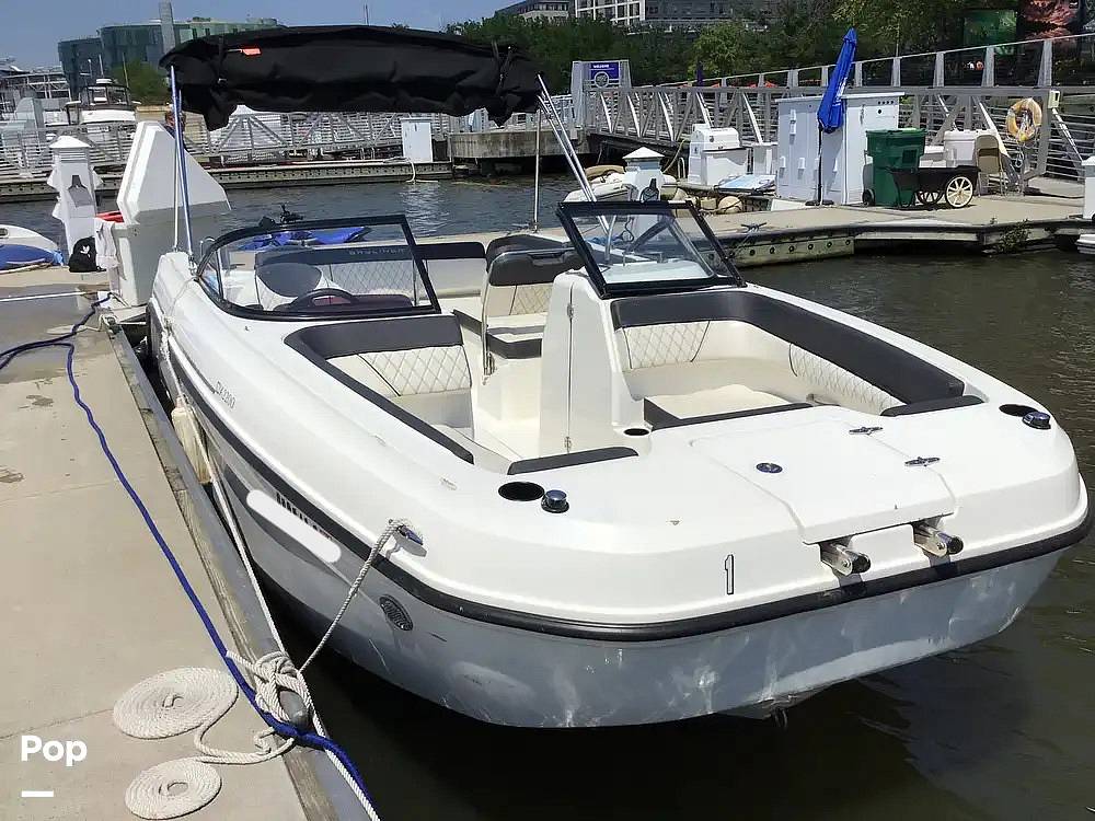 Slide: The Image of Bayliner DX 2200 2022 - 14343525