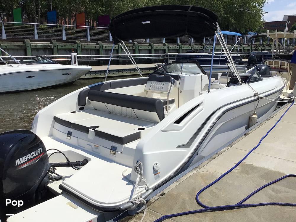 Slide: The Image of Bayliner DX 2200 2022 - 14333935