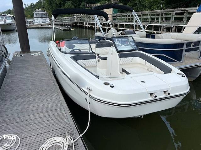 Slide: The Image of Bayliner DX 2200 2023 - 14659289