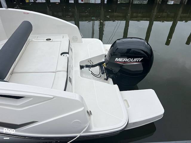 Slide: The Image of Bayliner DX 2200 2023 - 14164114