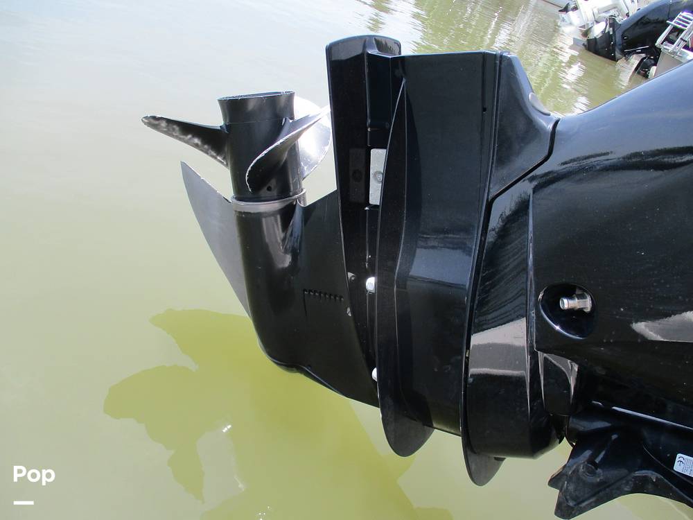 Slide: The Image of Bayliner DX 2200 2023 - 14293259