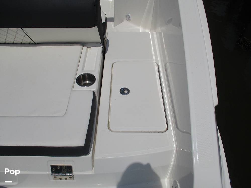 Slide: The Image of Bayliner DX 2200 2023 - 14293265