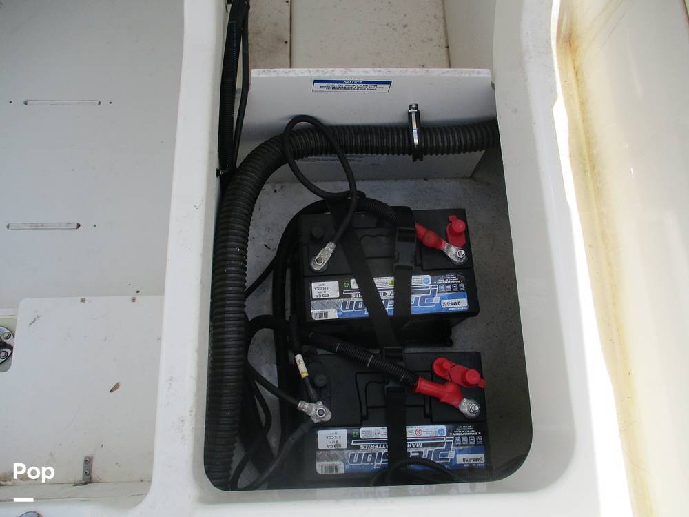 Slide: The Image of Bayliner DX 2200 2023 - 14293277