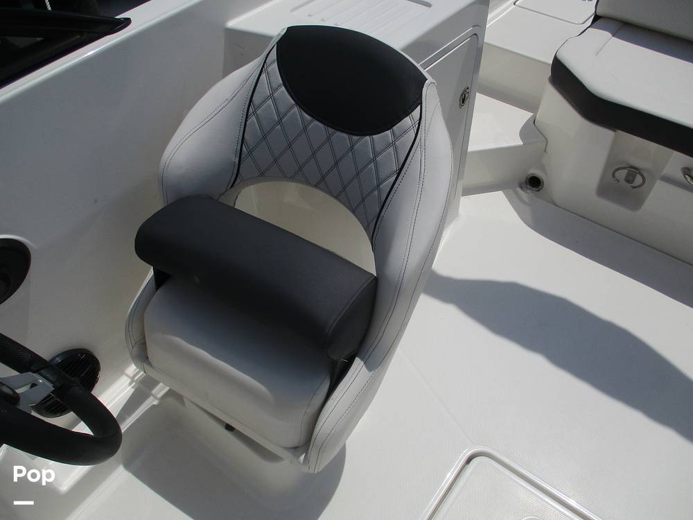 Slide: The Image of Bayliner DX 2200 2023 - 14293283