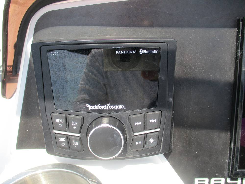 Slide: The Image of Bayliner DX 2200 2023 - 14293287