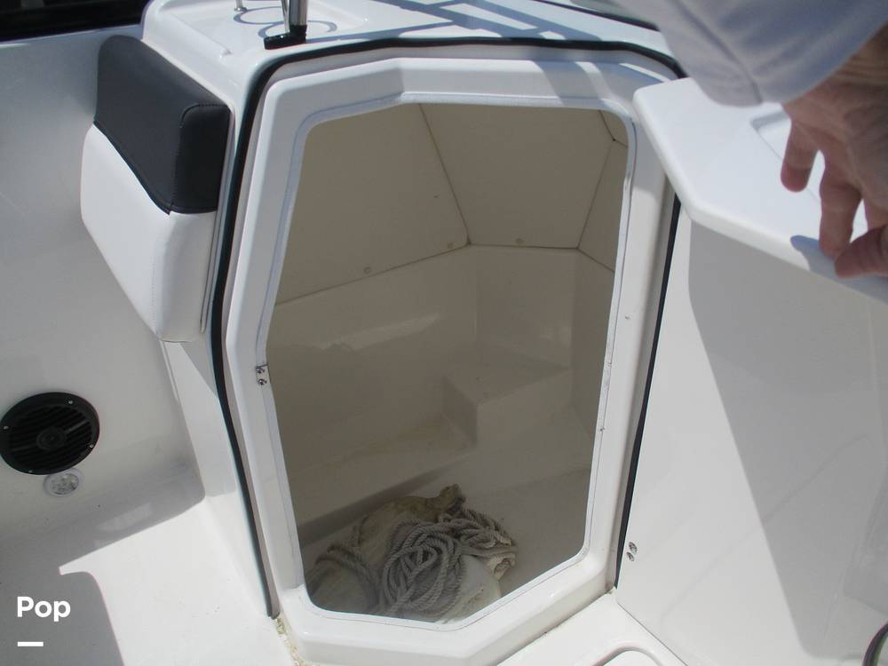 Slide: The Image of Bayliner DX 2200 2023 - 14293297