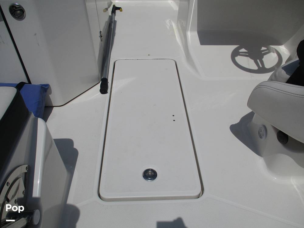 Slide: The Image of Bayliner DX 2200 2023 - 14293496