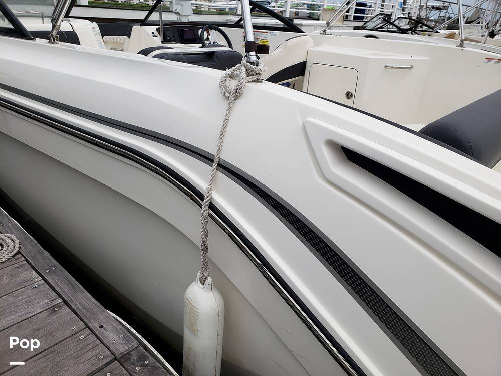 Slide: The Image of Bayliner DX 2200 2023 - 14686436