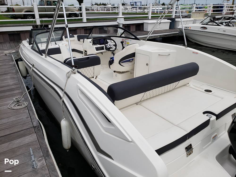 Slide: The Image of Bayliner DX 2200 2023 - 14686437