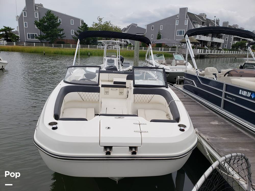 Slide: The Image of Bayliner DX 2200 2023 - 14686469