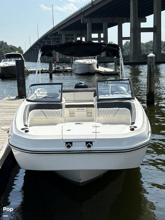 Slide: The Image of Bayliner DX 2200 2023 - 15664356