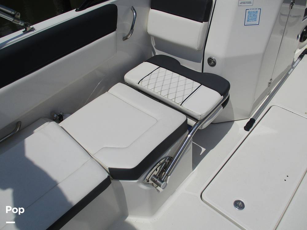 Slide: The Image of Bayliner DX 2200 2023 - 14293270