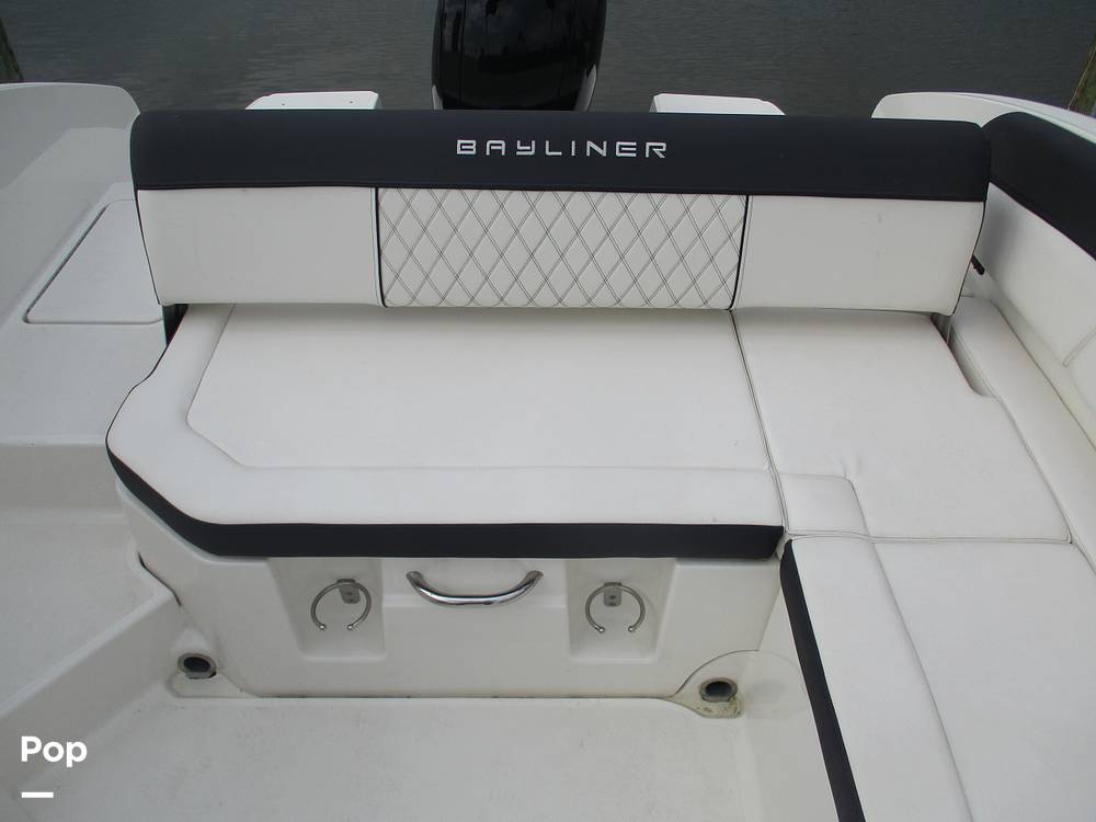 Slide: The Image of Bayliner DX 2200 2023 - 14300990