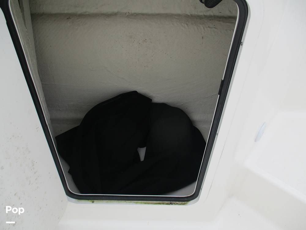 Slide: The Image of Bayliner DX 2200 2023 - 14300993