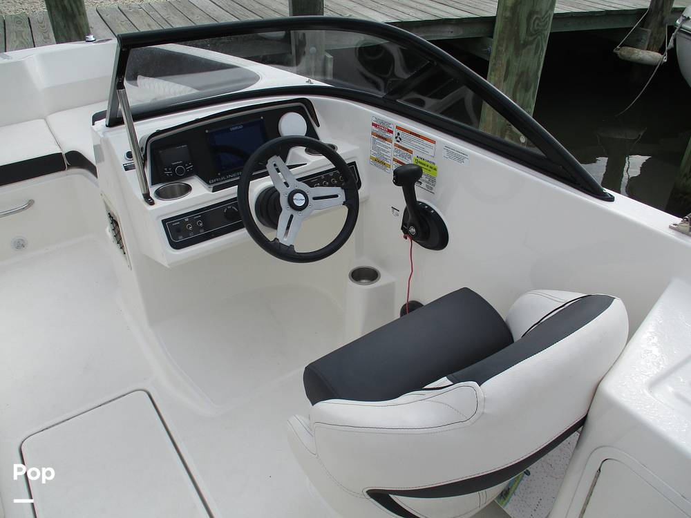 Slide: The Image of Bayliner DX 2200 2023 - 14300995
