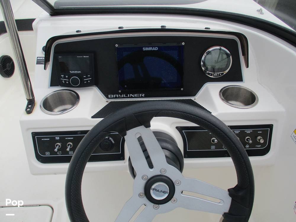Slide: The Image of Bayliner DX 2200 2023 - 14300998