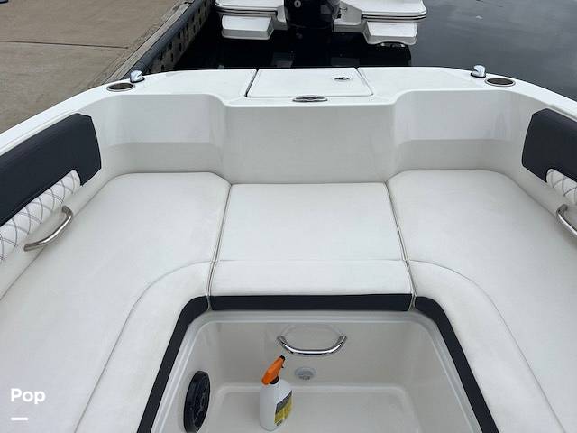 Slide: The Image of Bayliner DX 2200 2023 - 14164187