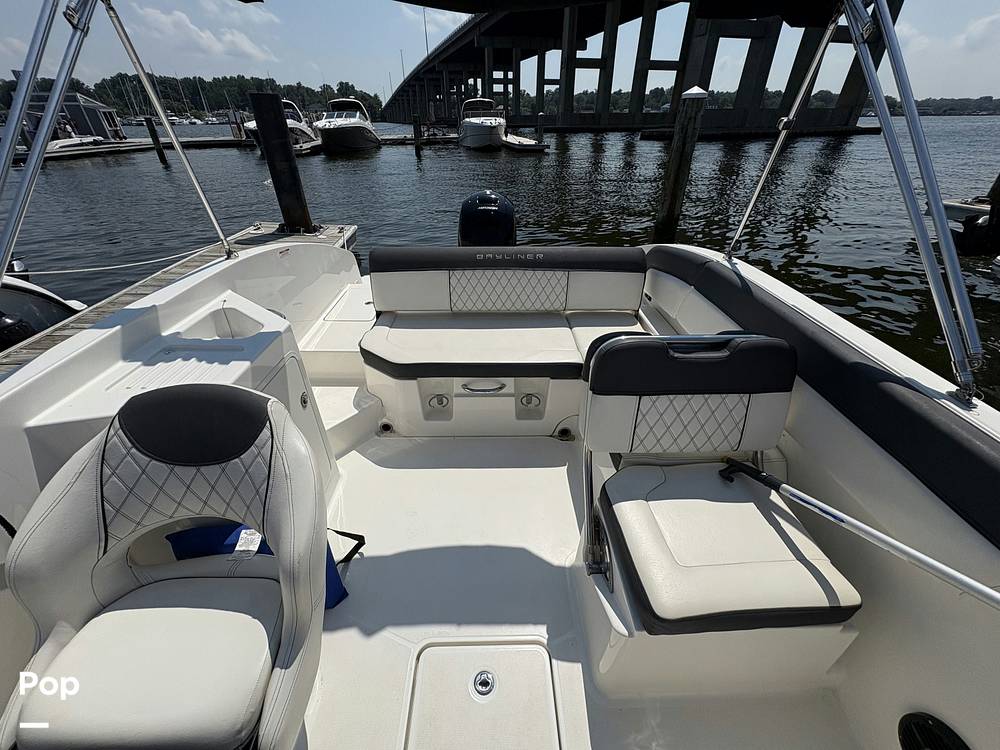 Slide: The Image of Bayliner DX 2200 2023 - 15664357