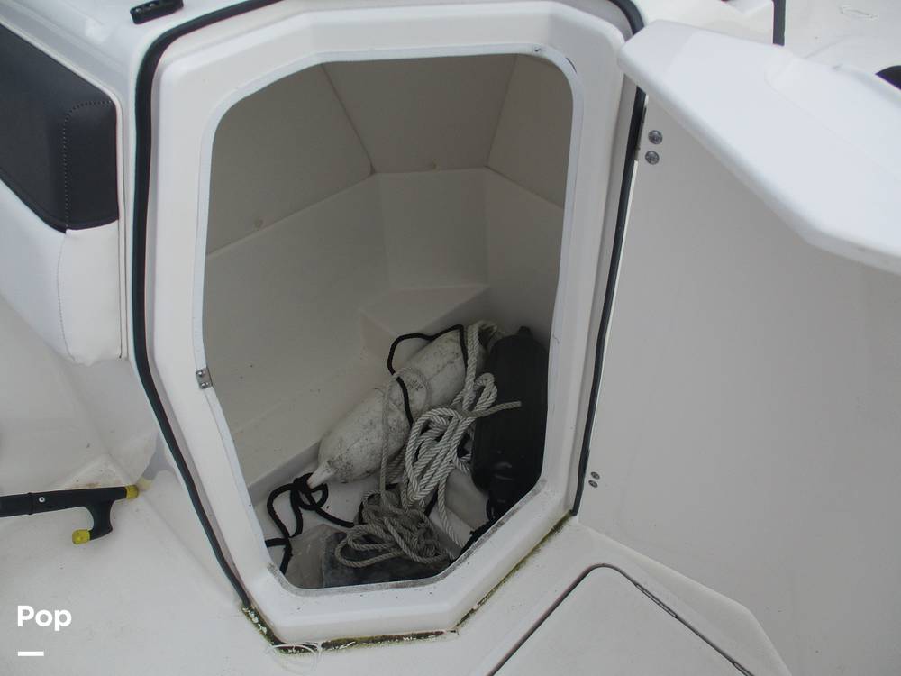 Slide: The Image of Bayliner DX 2200 2023 - 14301009